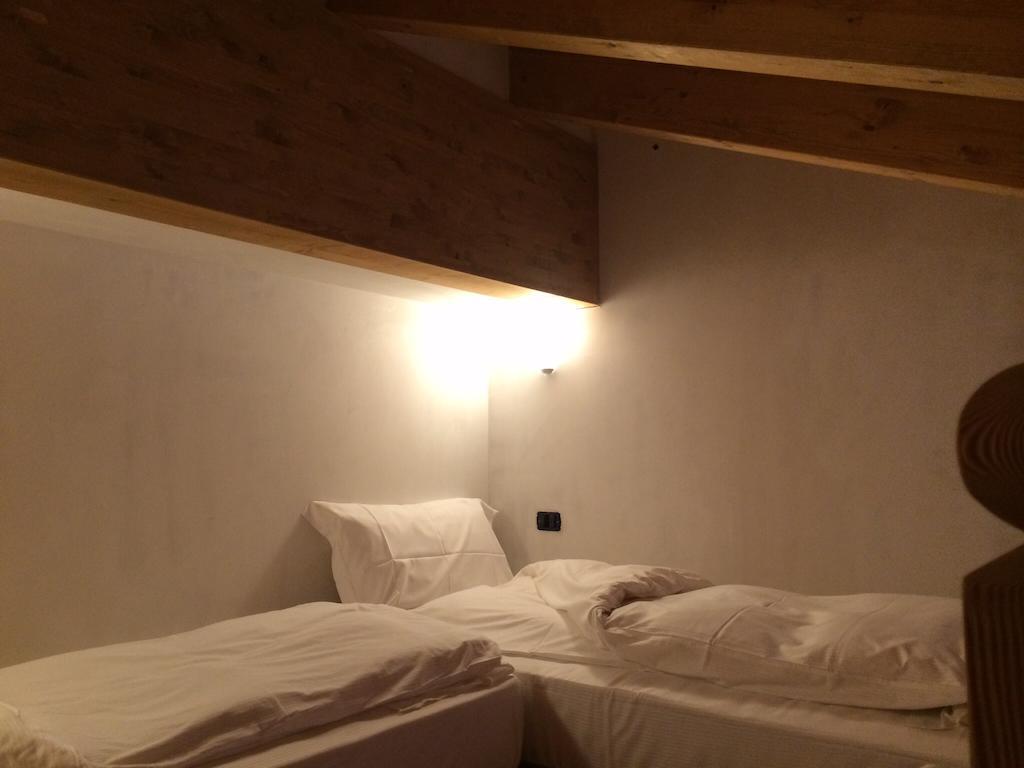 B&B La Locanda Macugnaga Ruang foto